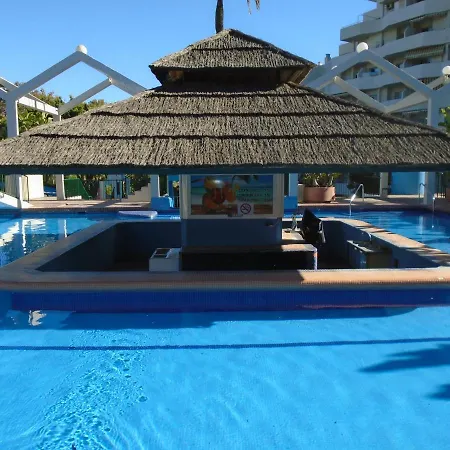 Apartmán Benal Superb Front 1 Bedroom Apartment, Sleeps 5